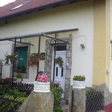 Pleiveisz Apartman Sárvár Eksteriør bilde